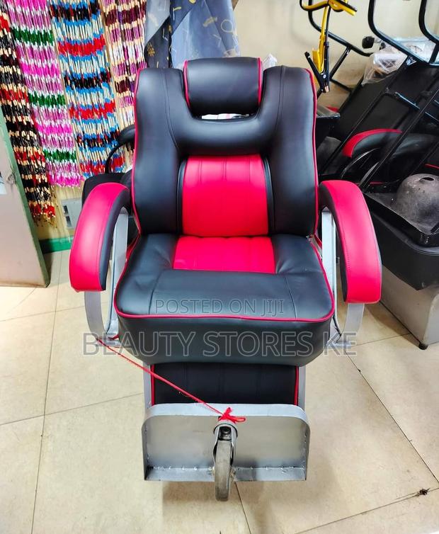 Black Red Barber Chair