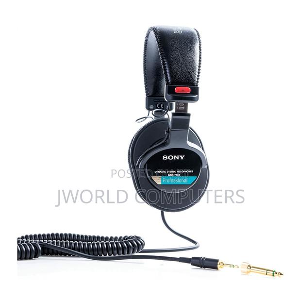 Sony MDR 7506 Headphones - thumbnail 2