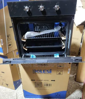 Bolesi 65 Litres Oven Uses Knobs
