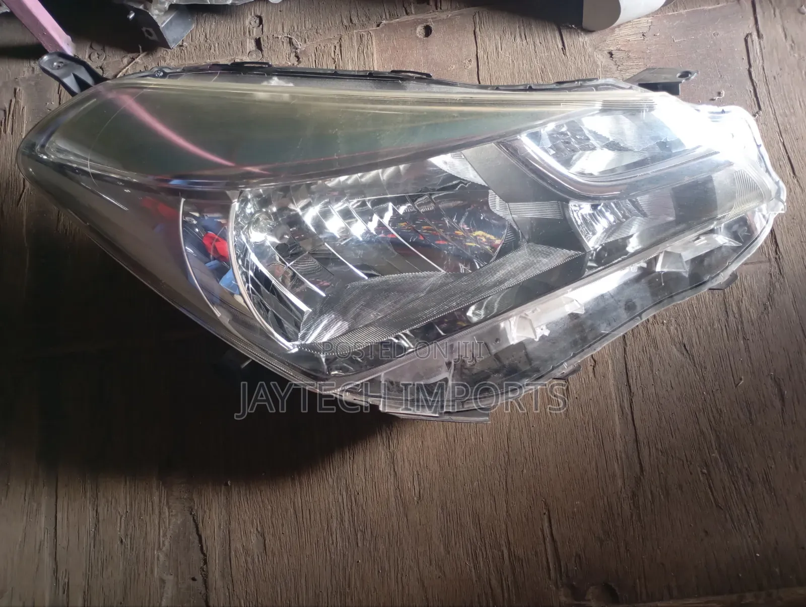 Juwella Vitz 2015 Headlight