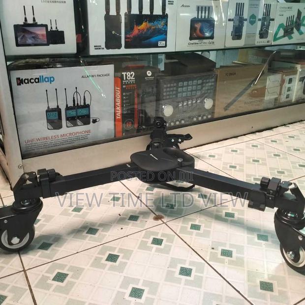 Tripod Dolly