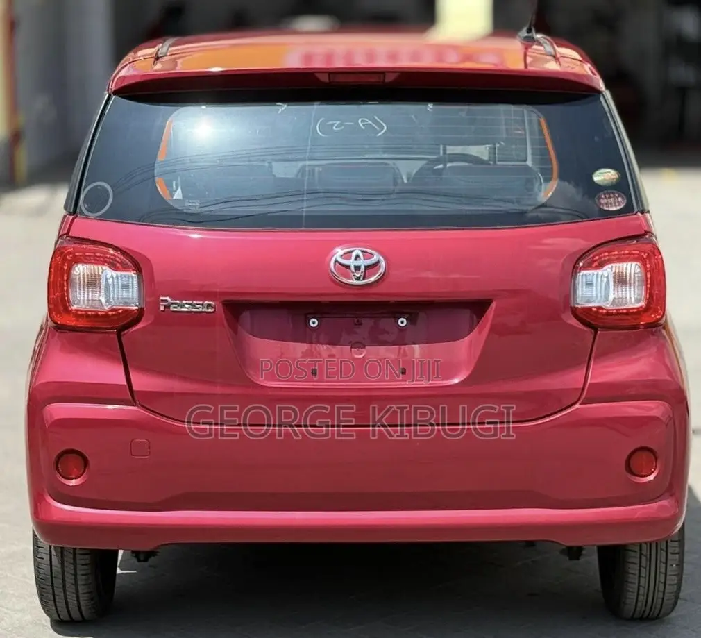 Toyota Passo 2018 Red