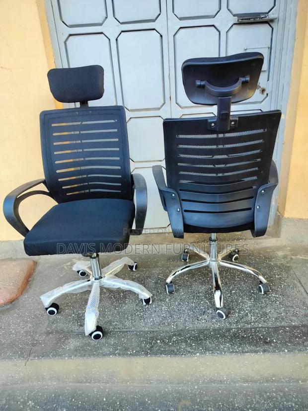 Ergonomic Mesh Office Chair