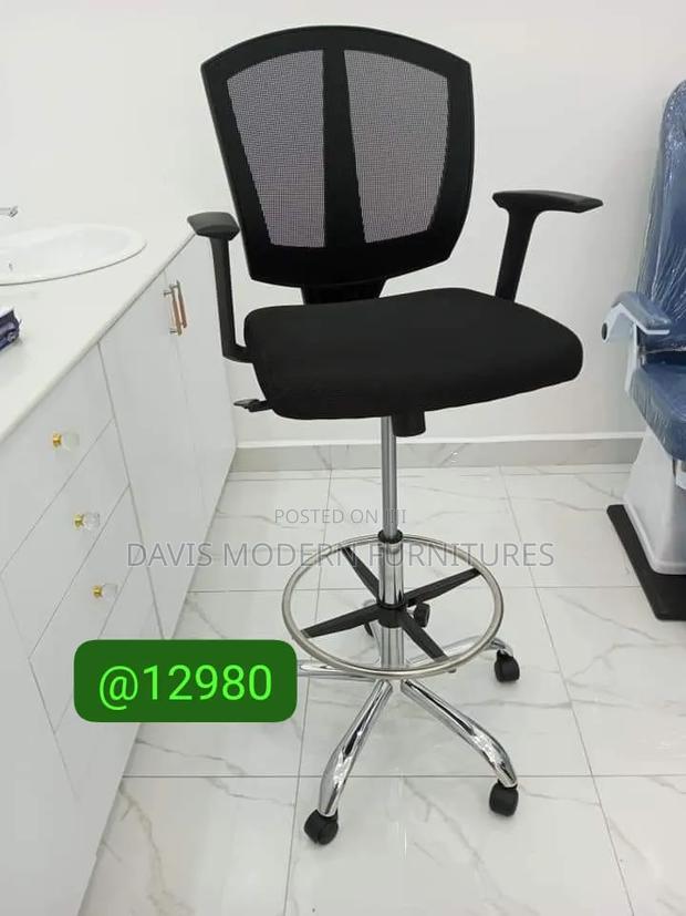 Mid-Back Mesh Drafting Chair With Footrest - main view
