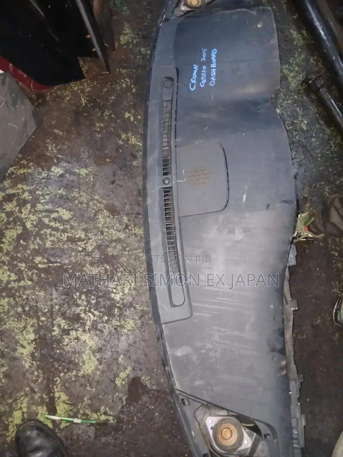 Toyota Crown Dashboard / Dash Board Original Ex-Japan
