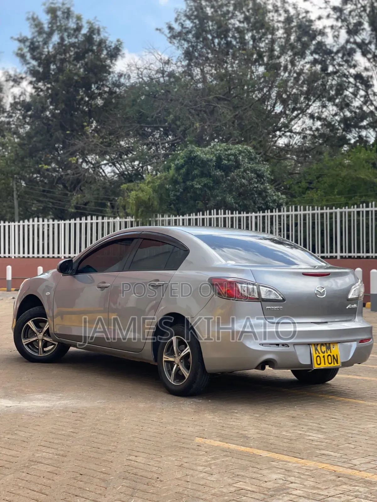 Mazda Axela 2010 Gray