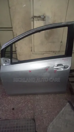 Front Door Toyota Vitz Ksp90 LHS