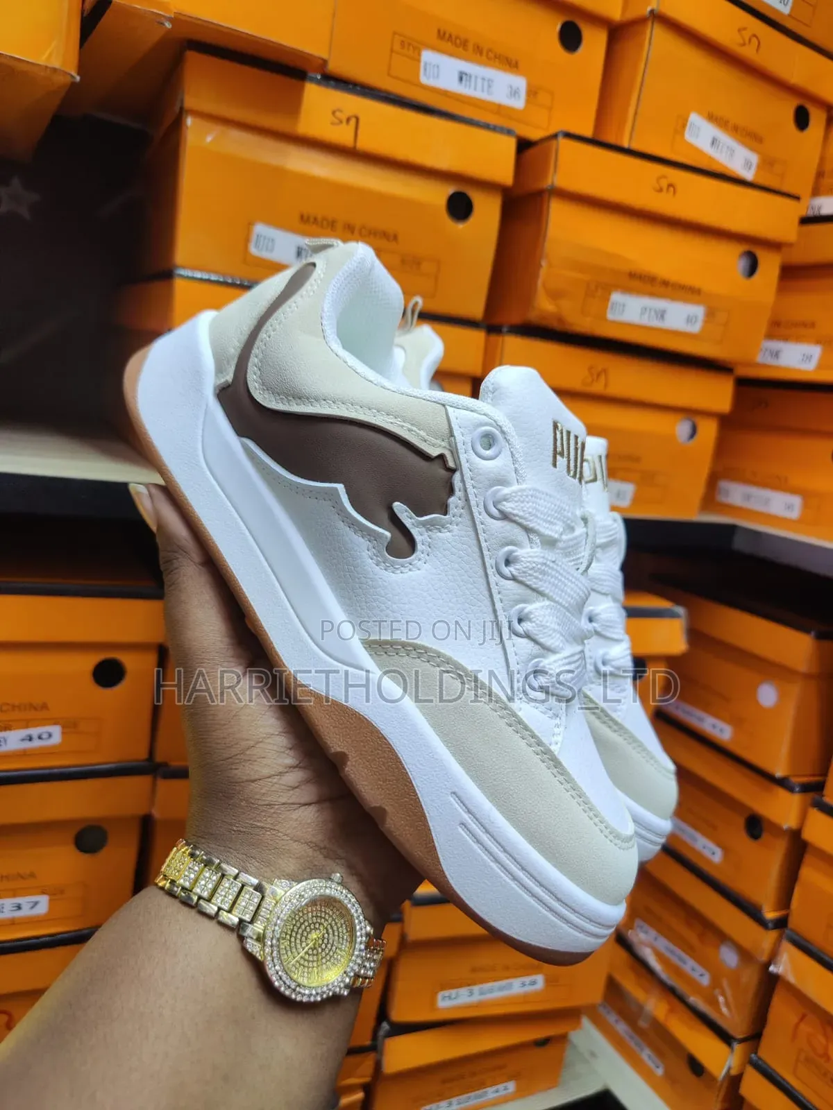 Puma Sneakers