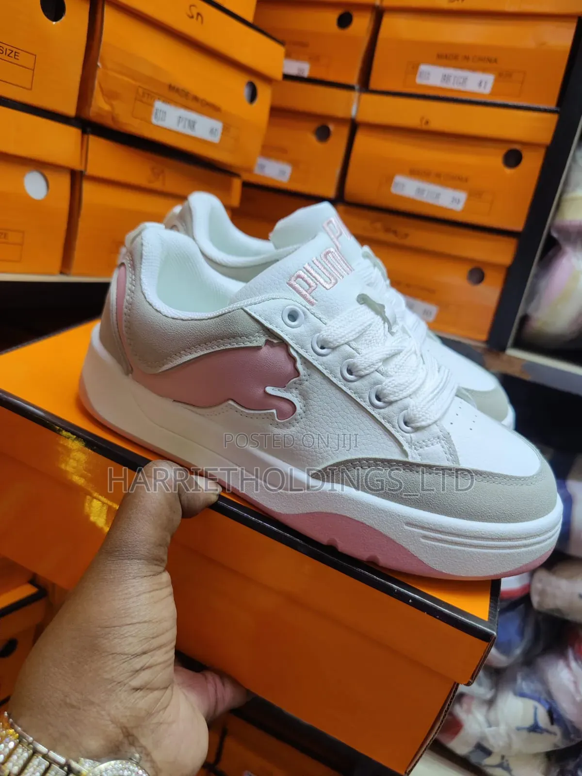 Puma Sneakers