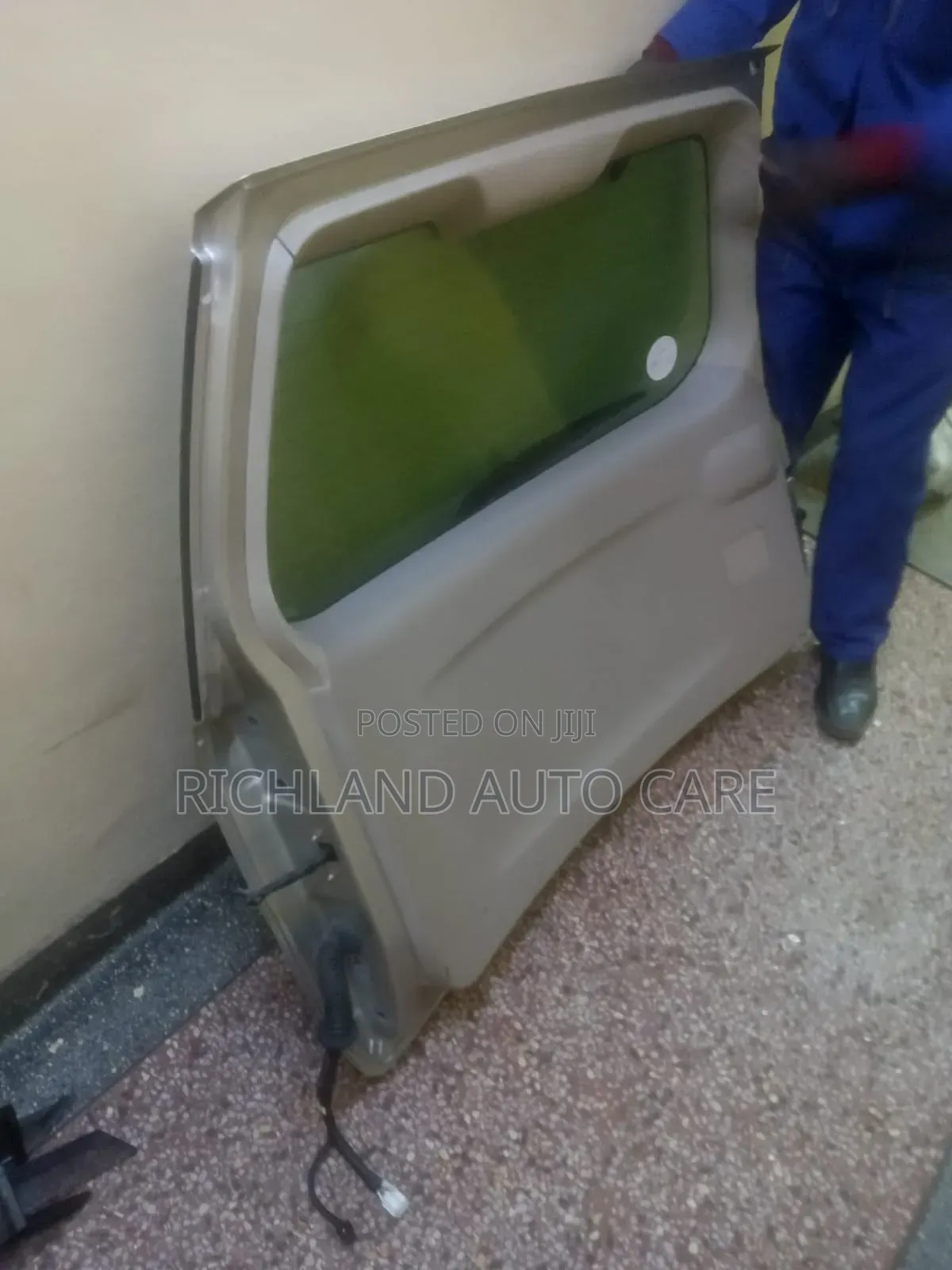 Reargate Toyota Raum