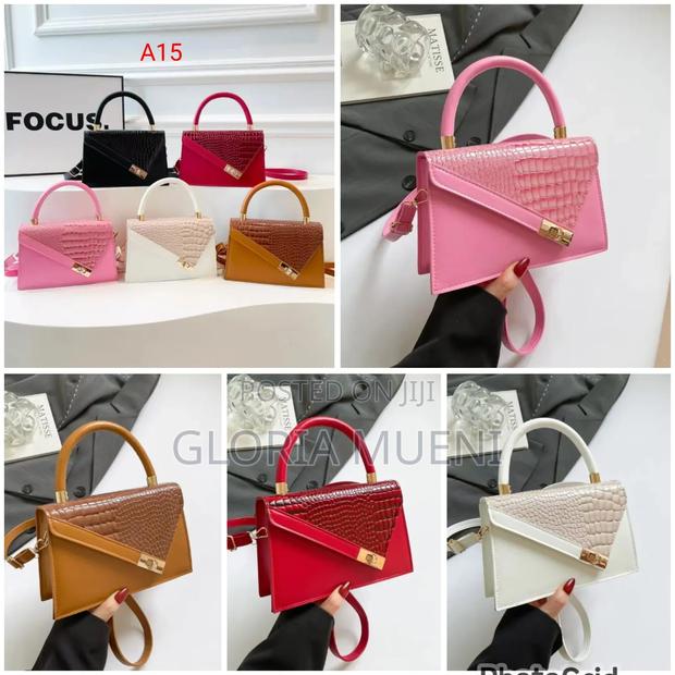 Elegant and Affordable Handbags - thumbnail 5