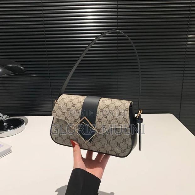 Elegant and Affordable Handbags - thumbnail 9