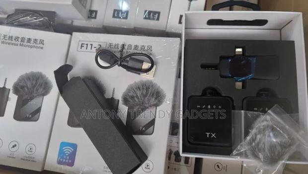 F11-2 Clip on Wireless Mic Dual Transmitter 3-in-1 - thumbnail 2