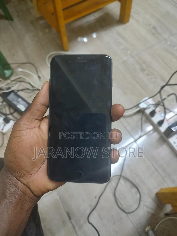 Apple iPhone 8 Plus 128 GB Black