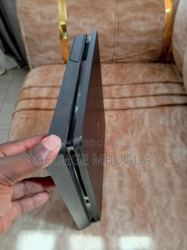 Ps4 Slim Chipped - thumbnail 2