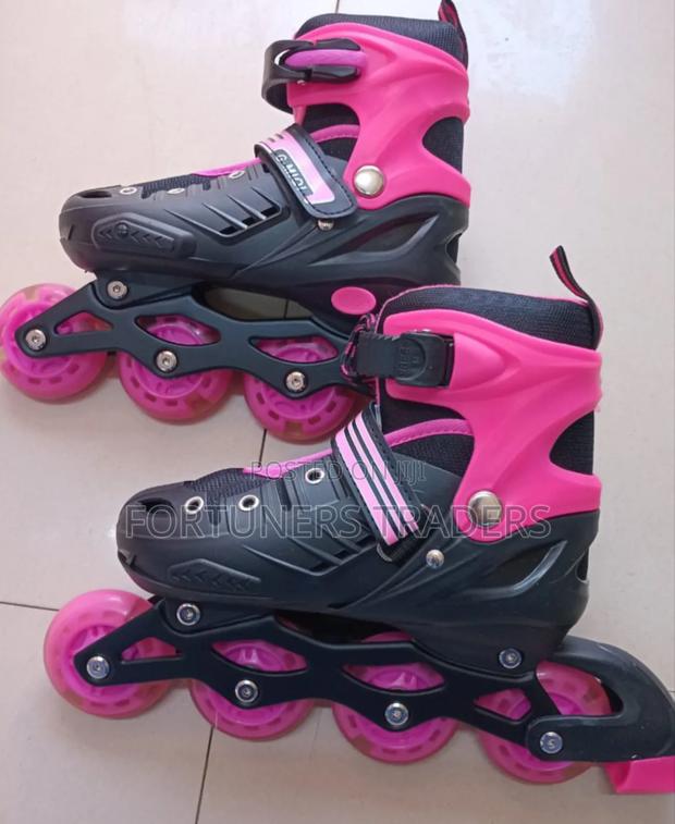 High Quality Hard Skating Shoes.