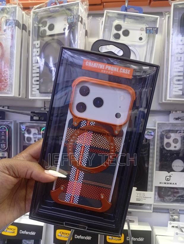 iPhone 17 Pro Max Frameless Leather Design Metal Case - thumbnail 2