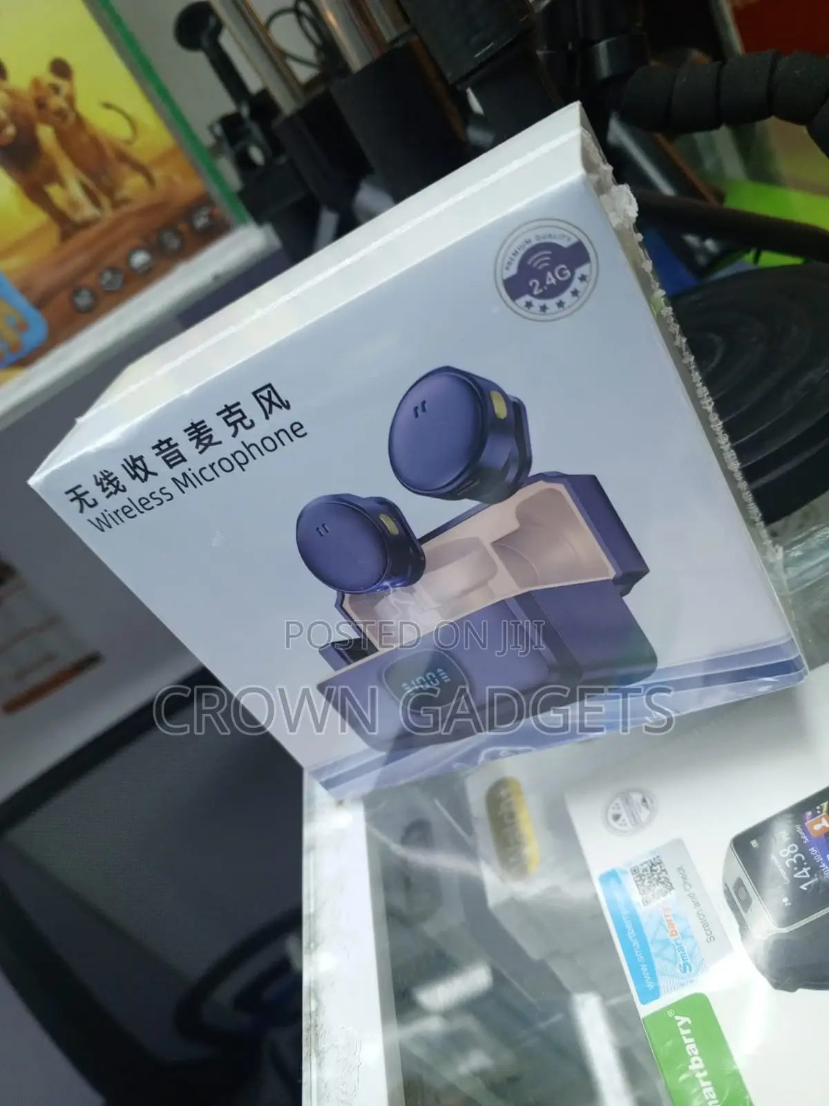 Q8 Wireless Lavalier Mic Set Magnetic Clip 2.4ghz 20m