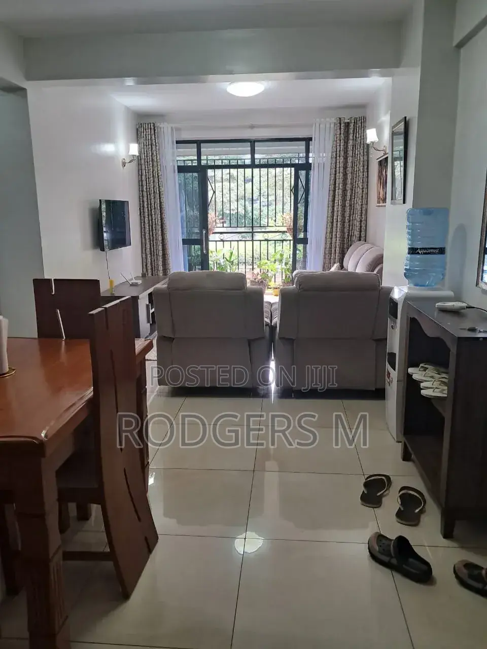 Furnished 2bdrm Apartment in Valley Arcade for rent