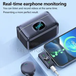 Q8 Wireless Microphone With Charging Case Digital Display