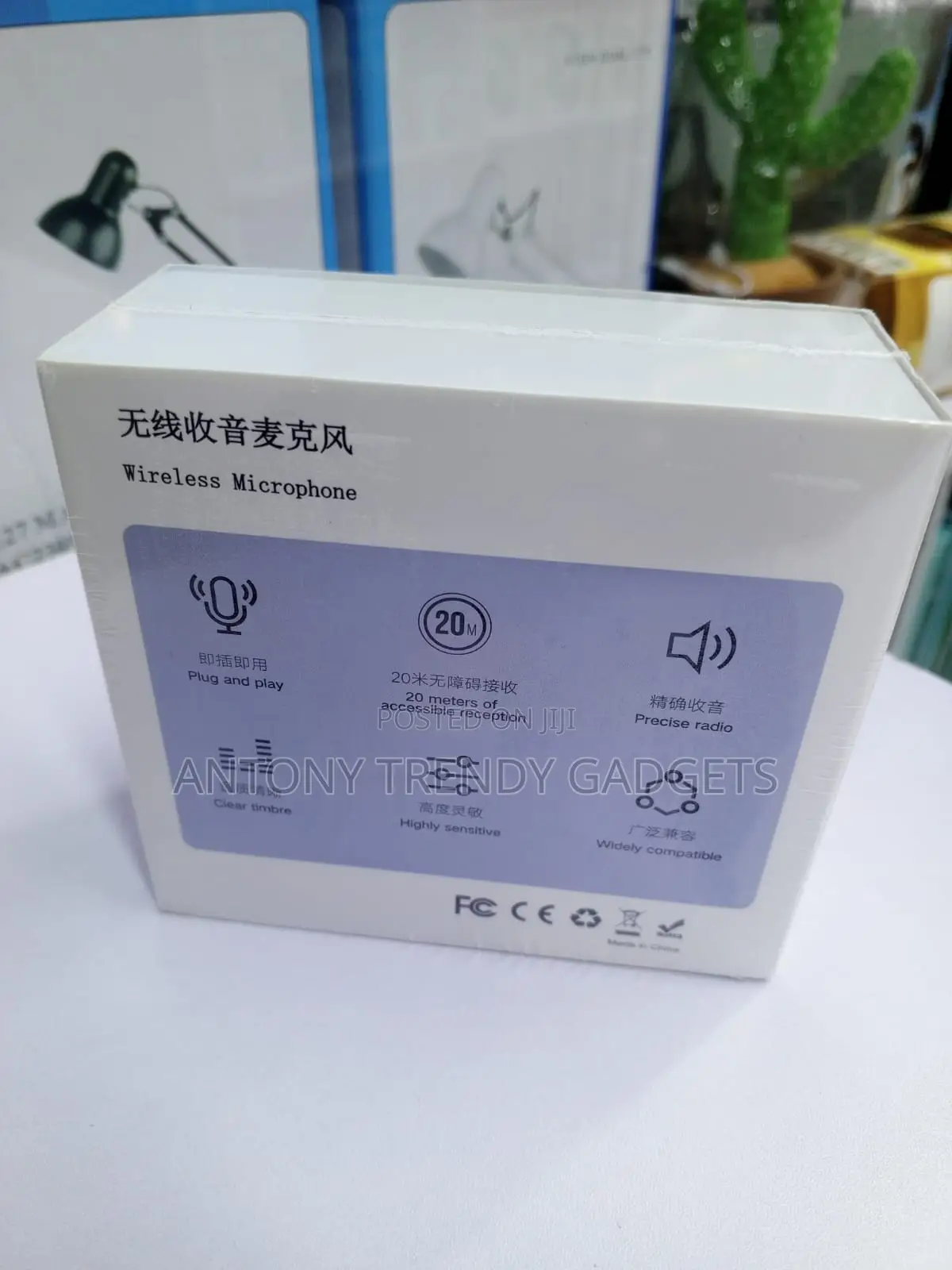 Q8 Lavalier Mic Set Magnetic Clip Noise Reduction Vlog