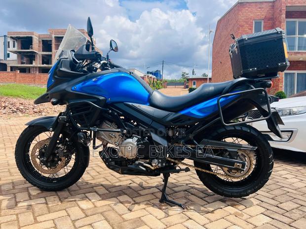 Suzuki 2015 Blue