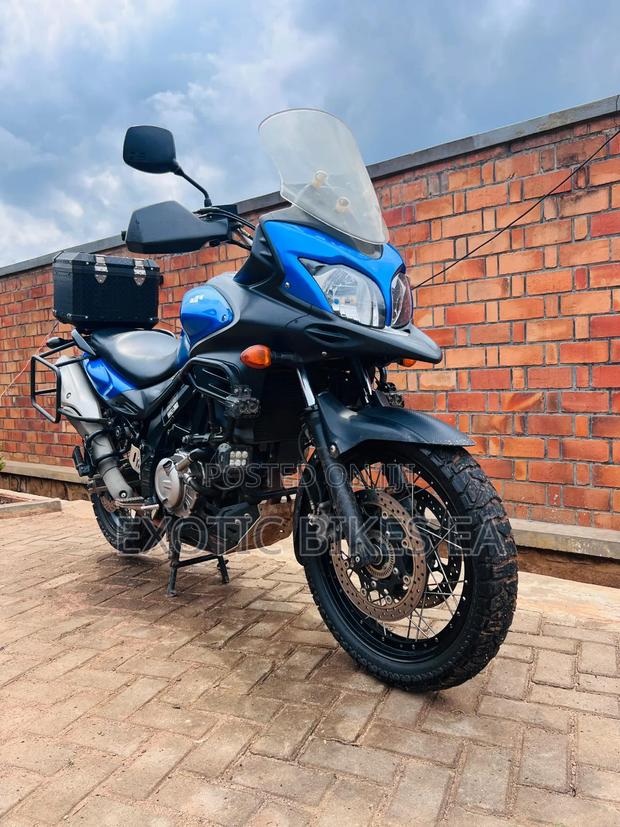 Suzuki 2015 Blue - thumbnail 4