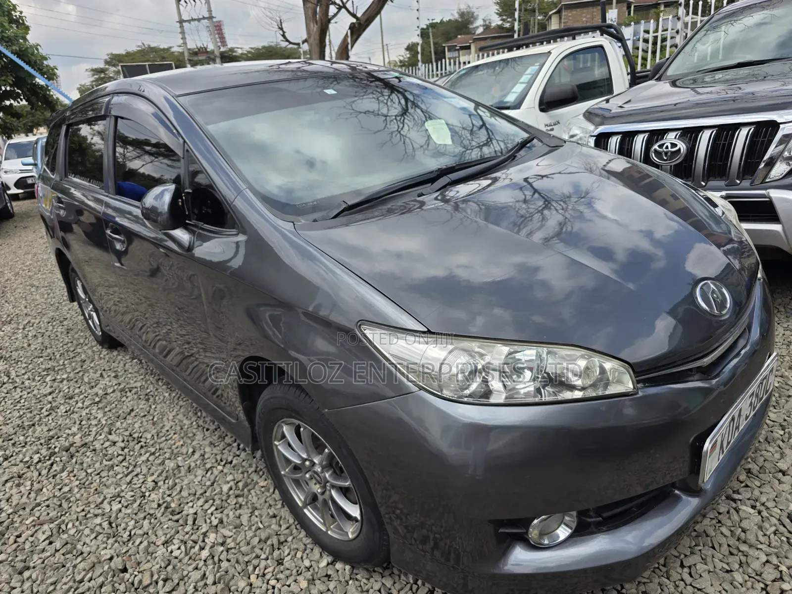 Toyota Wish 2013 Gray