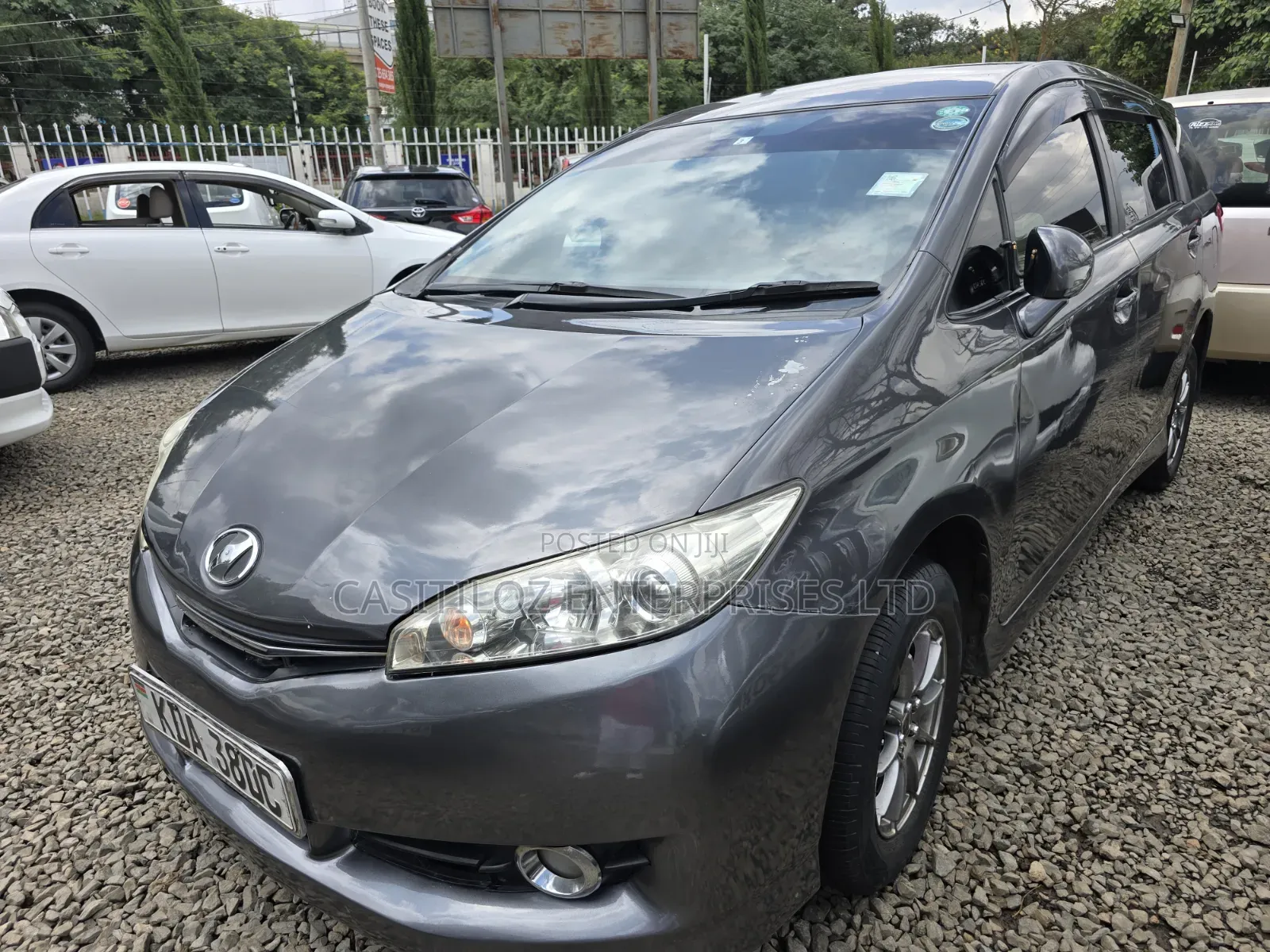 Toyota Wish 2013 Gray