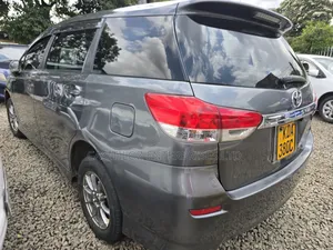 Toyota Wish 2013 Gray