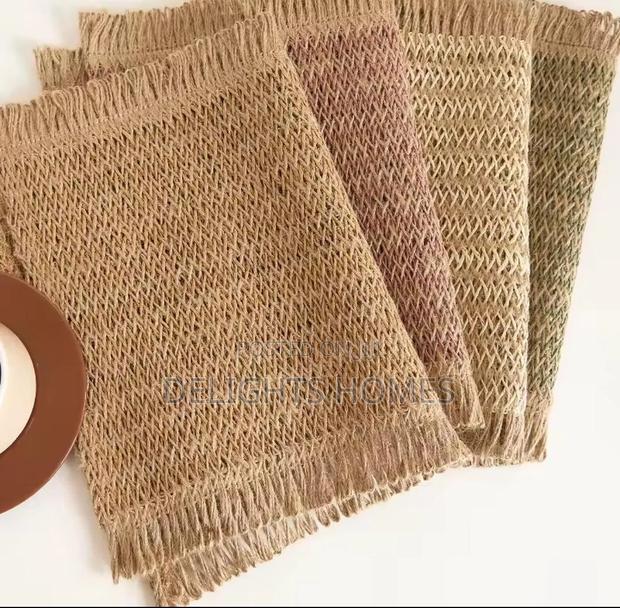 Woven Table/Place Mats-Nj