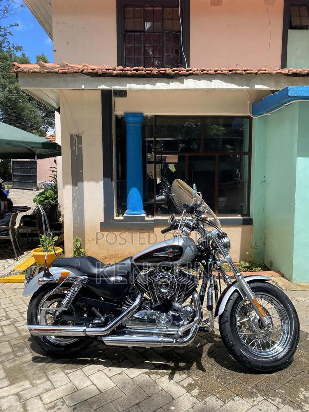 Harley-Davidson Touring 2015 Silver - main view