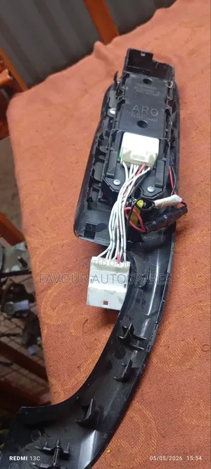 Main Switch for Toyota Voxy, Noah and Esquire