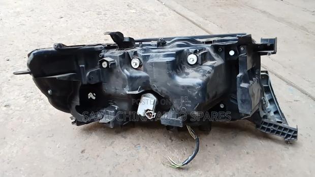Headlight Landcruiser V8 200 Series Xenon - thumbnail 4