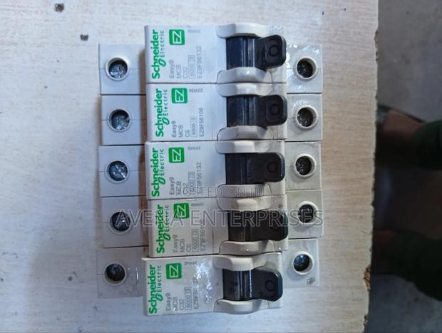 Schneider MCB 6,10,20,32 Amp - thumbnail 2