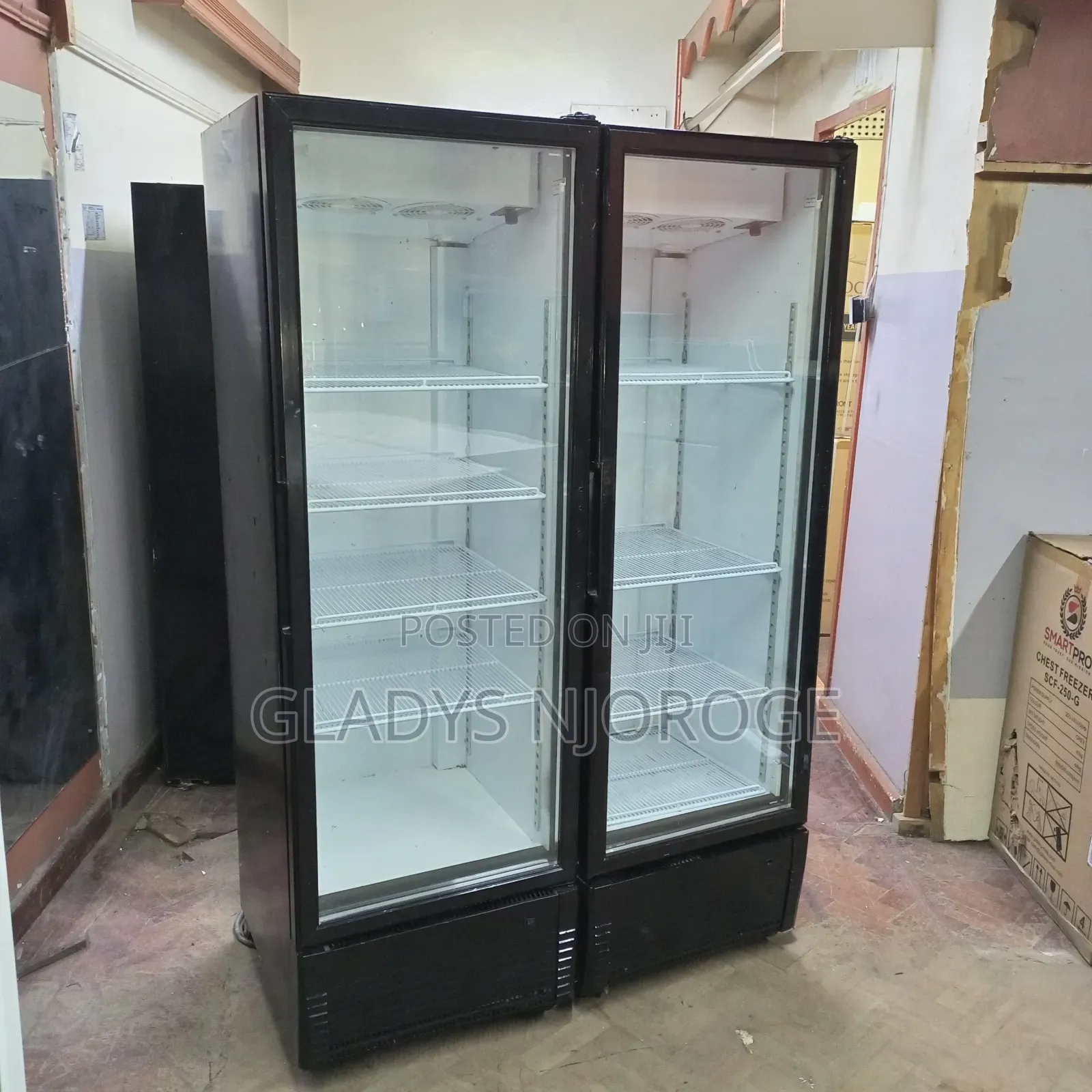 Display Fridge Black4tray Fridge(400l)