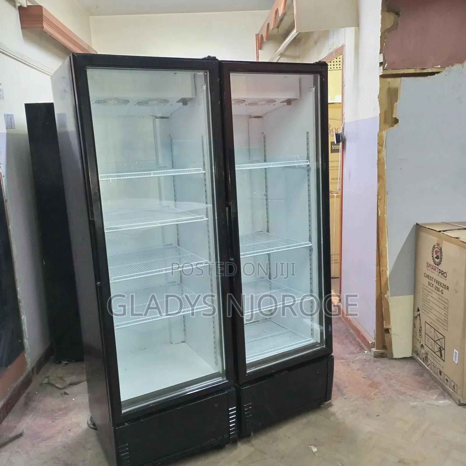 Display Fridge Black4tray Fridge(400l)