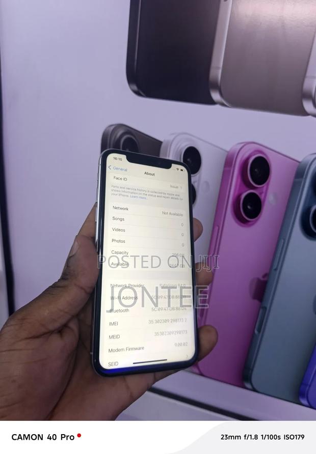 Apple iPhone X 256 GB White - thumbnail 3