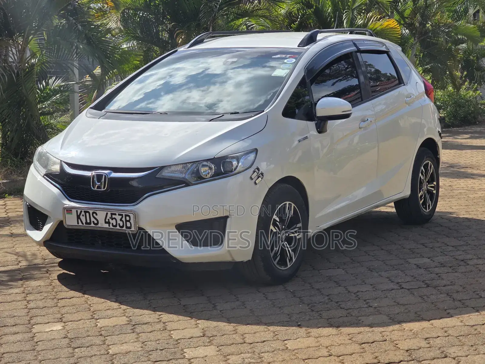 Honda Fit 2017 White