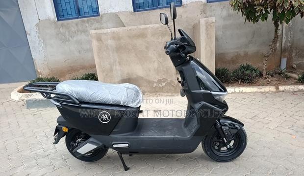 New Motorcycle 2025 Black - thumbnail 3
