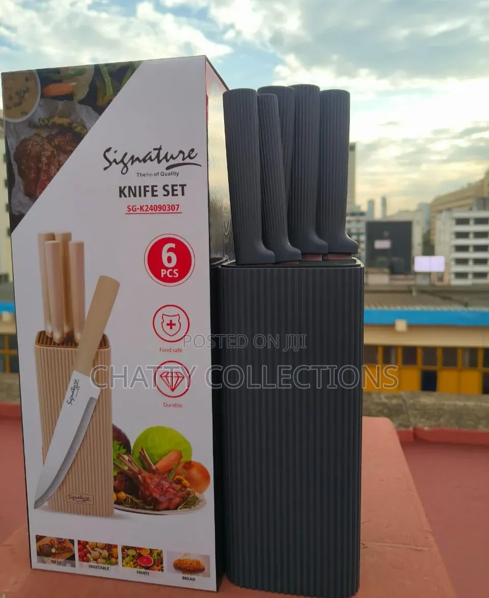 5 PCS Black Signature Knife Set With a Knife Stand