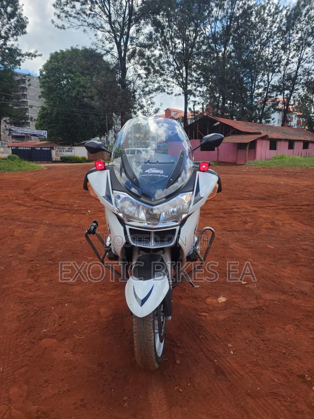 BMW R1200 RT 2009 White - thumbnail 5
