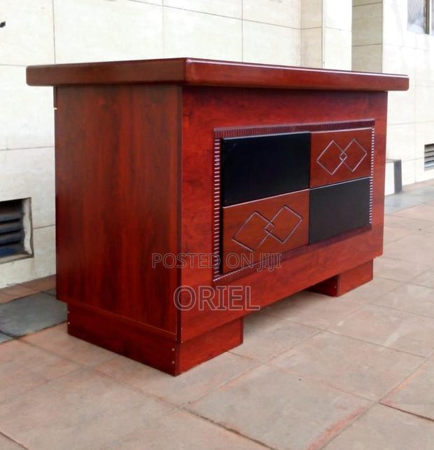 Executive Desks : Corporate Executive Office Table - thumbnail 6