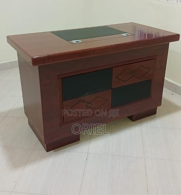 Executive Desks : Corporate Executive Office Table - thumbnail 7