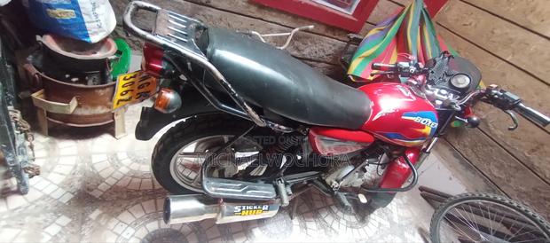 Bajaj Boxer 125 2022 Red
