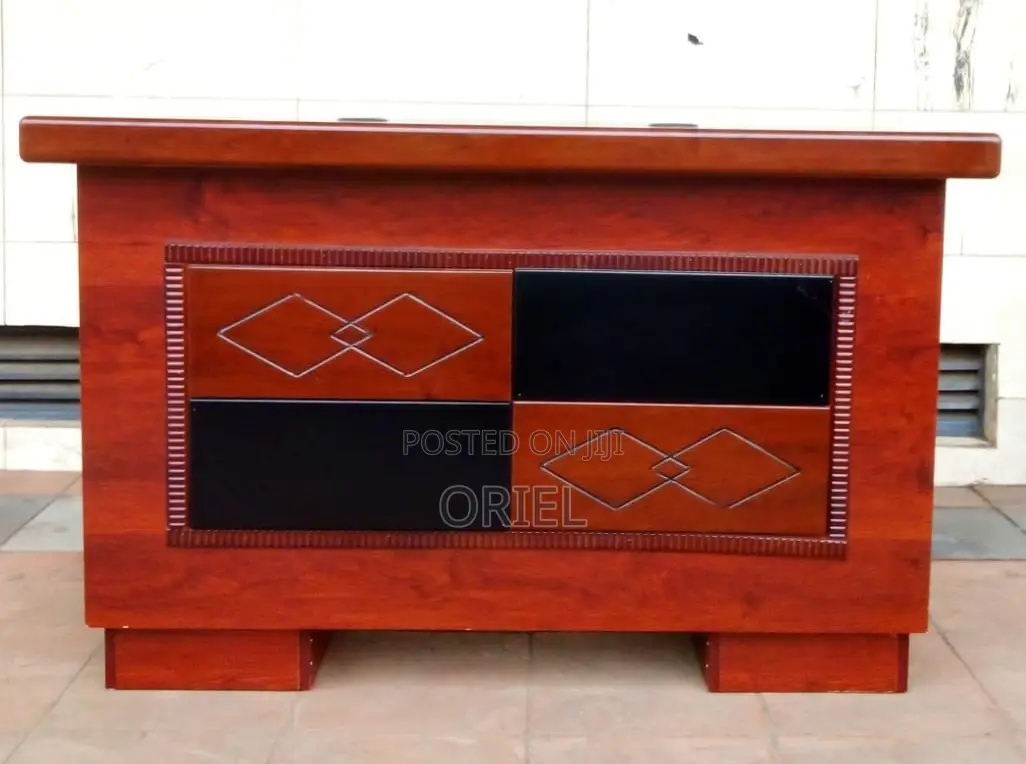 Executive Desks : Corporate Executive Office Table