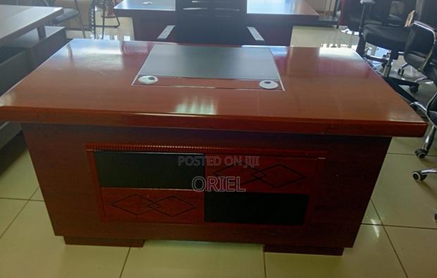 Executive Desks : Corporate Executive Office Table - thumbnail 20