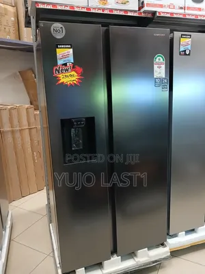 Samsung Side by Side Fridge 647 Litres (Rs64r5311b4