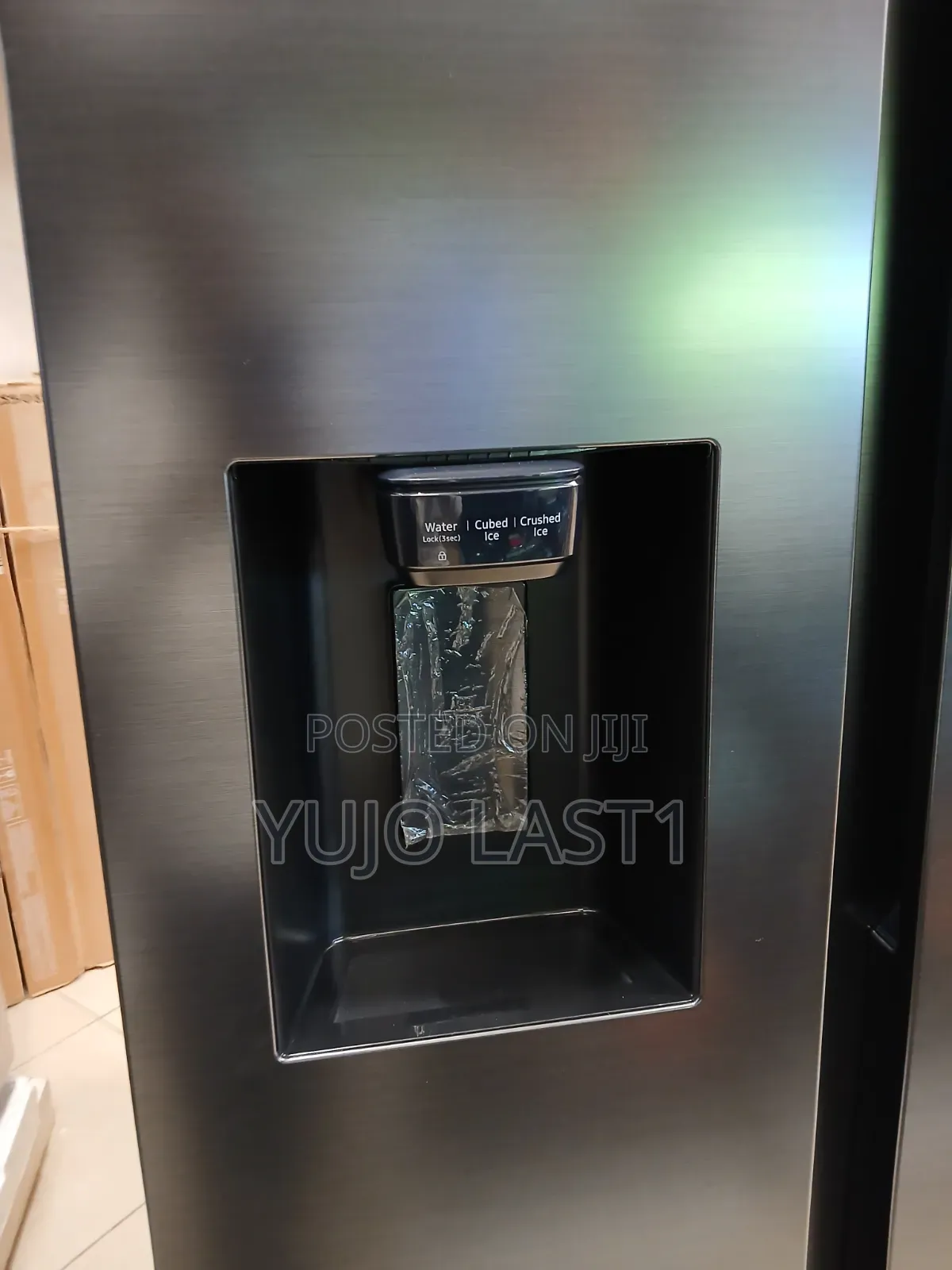 Samsung Side by Side Fridge 647 Litres (Rs64r5311b4