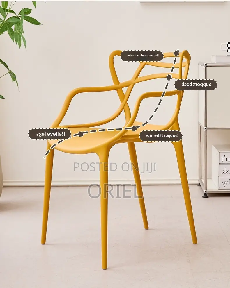 Home Chairs : Indoor/Outdoor Stackable Plastic Chair